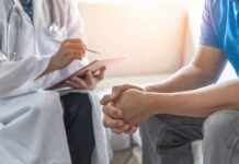Mental Illnesses in Inflammatory Bowel Diseases Doctor consulting a patient on a sofa